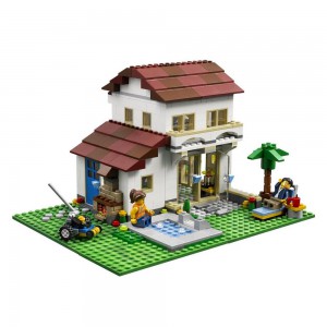 фото Конструктор LEGO Семейный домик #3
