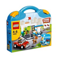Голубой чемоданчик с кубиками LEGO
