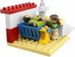 фото Конструктор LEGO Ветклиника #3
