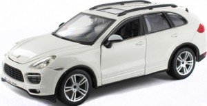 Автомодель Porsche Cayenne Turbo (1:24)