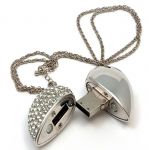 Подарок Флешка Бриллиантовое сердце 8 Гб