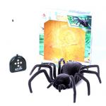 фото Паук черная вдова Black Widow Spider на пульте управления #3