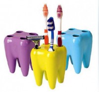 Подарок Подставка для зубных щеток Зубки