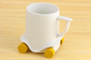 Подарок Чашка на колесах