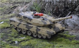 фото Набор танков на радиоуправлении Fighting Tank с записью попаданий #2