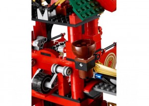 фото Конструктор LEGO Битва за город Ниндзяго #6