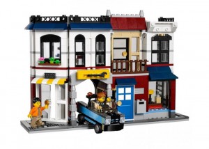 фото Конструктор LEGO Веломагазин и кофейня #5