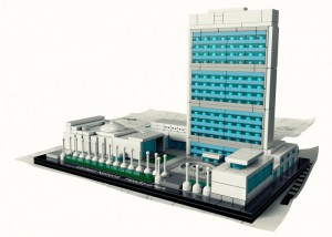 фото Конструктор LEGO Штаб-квартира ООН #2
