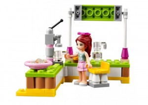 фото Конструктор LEGO Лимонадная палатка Мии #3