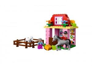 фото Конструктор LEGO Конюшня #2