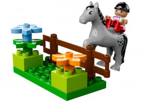 фото Конструктор LEGO Конюшня #4