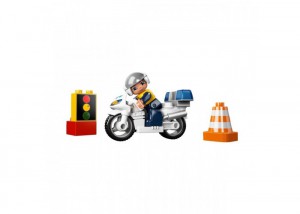 фото Конструктор LEGO Полицейский мотоцикл #3