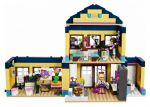 фото Конструктор LEGO Школа Хартлейк Сити #4