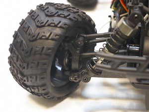 фото Himoto Mastadon E18MTL Brushless (черный) #8