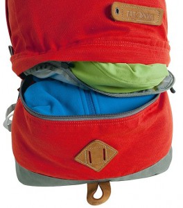 фото Рюкзак Tatonka Hiker Bag red #3