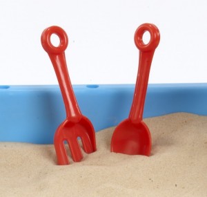 фото Игровой набор Mookie Cтол для игры с песком #7