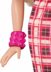 фото Кукла Barbie 'Модница, блондинка в клетчатой юбке' (DGY54-31) #4