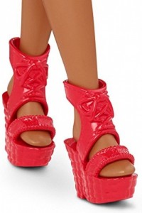 фото Кукла Barbie 'Модница, мулатка в джинсовом платье и красных босоножках' (DGY54-32) #5